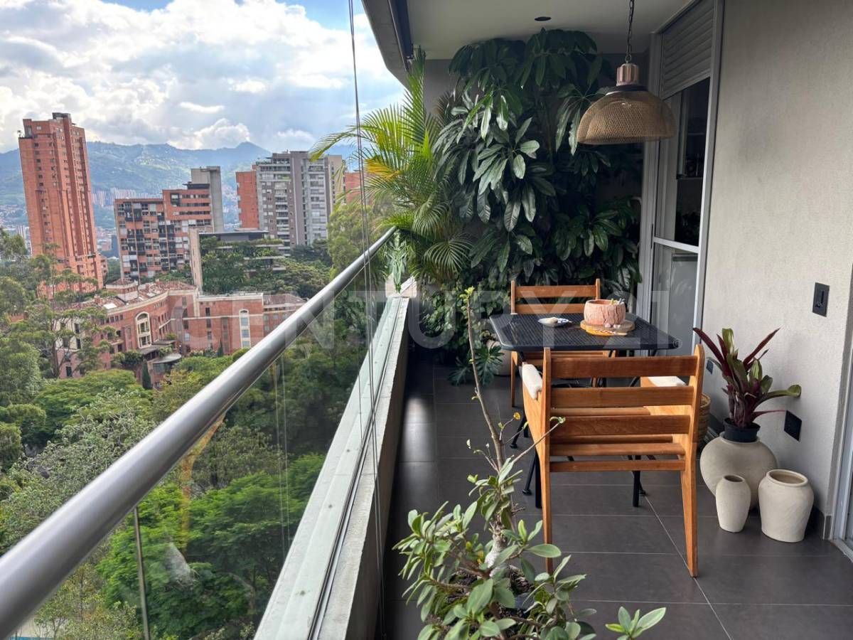 Apartamento en arriendo Antioquia Medellín Patio Bonito 97 m2 Habitaciones 2 Baños 3 Garajes 2 Precio $7000000