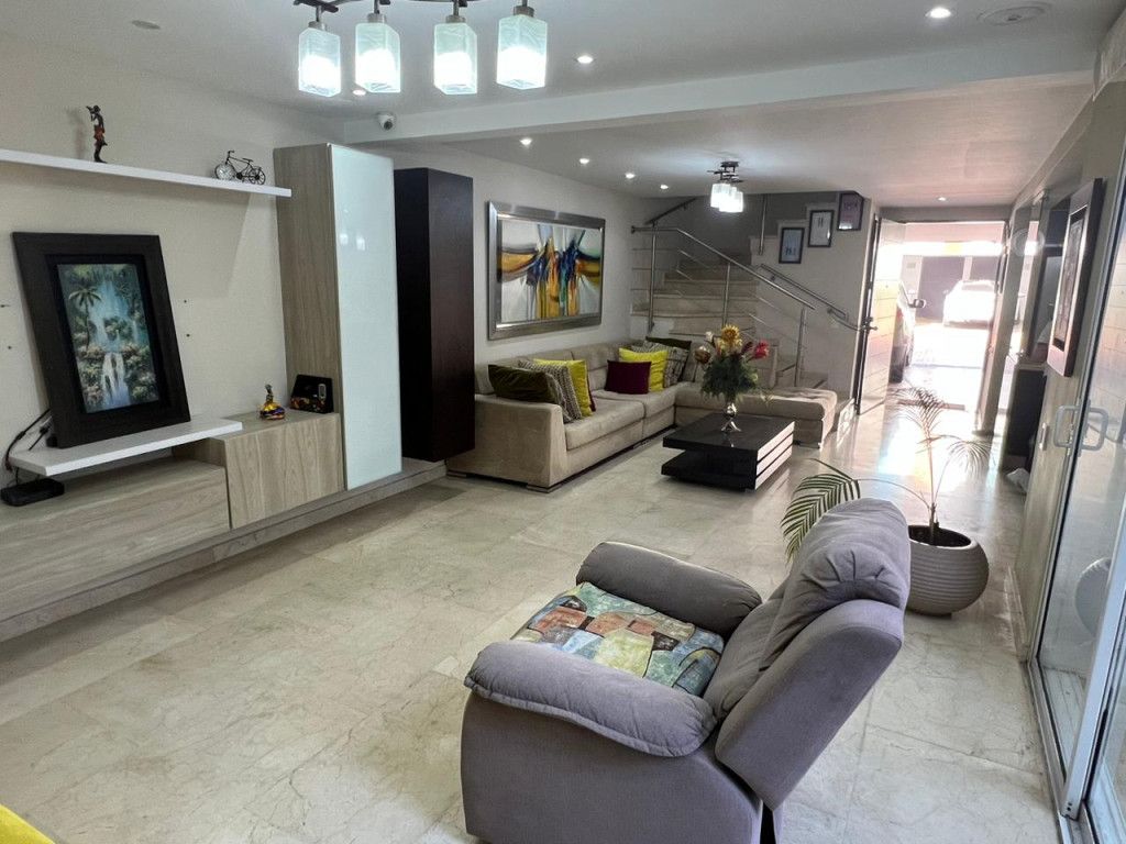 Casa en venta Atlántico Barranquilla Ub Castellana Real 205 m2 Habitaciones 3 Baños 3 Garajes 2 Precio $1180000000