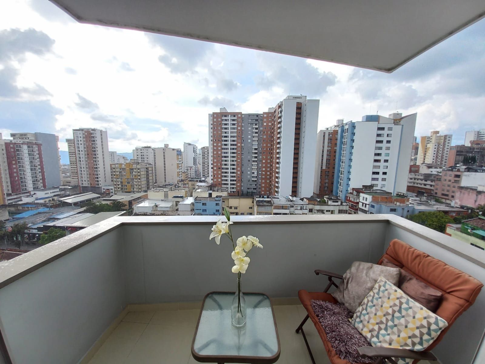 Apartaestudio en venta Santander Bucaramanga Bolívar 40 m2 Habitaciones 1 Baños 1 Garajes 1 Precio $185000000