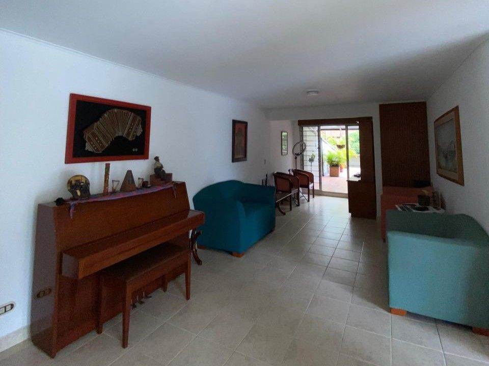 Apartamento en venta Antioquia Medellín Suramericana 255 m2 Habitaciones 3 Baños 2 Garajes 1 Precio $890000000