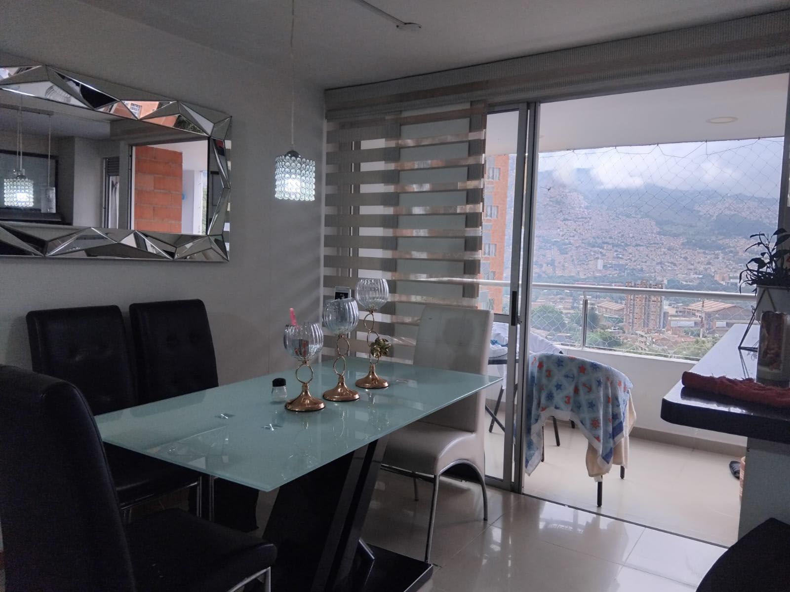 Apartamento en venta Antioquia Medellín Facultad De Minas 68 m2 Habitaciones 3 Baños 2 Garajes 2 Precio $500000000