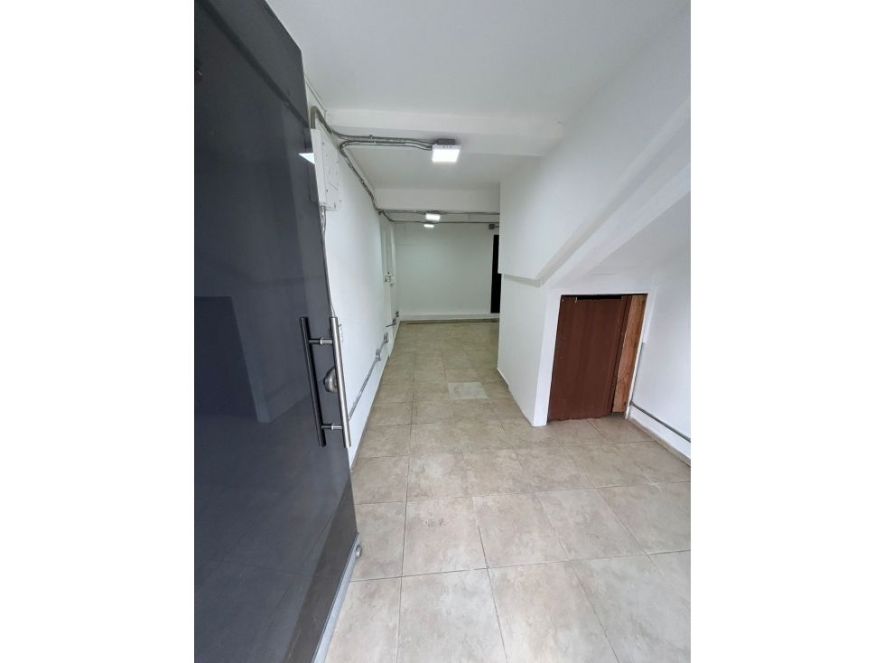 Local en arriendo Antioquia Medellín San Diego 35 m2 Habitaciones 0 Baños 1 Garajes 0 Precio $2850000