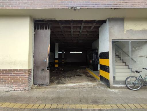 Bodega en arriendo Antioquia La Ceja Centro 323 m2 Habitaciones 0 Baños 1 Garajes 1 Precio $12000000