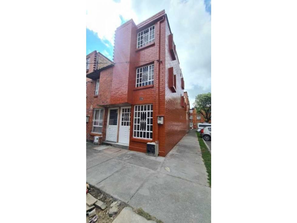 Casa en venta Cundinamarca Mosquera Ub I Sector 85 m2 Habitaciones 3 Baños 3 Garajes 0 Precio $240000000