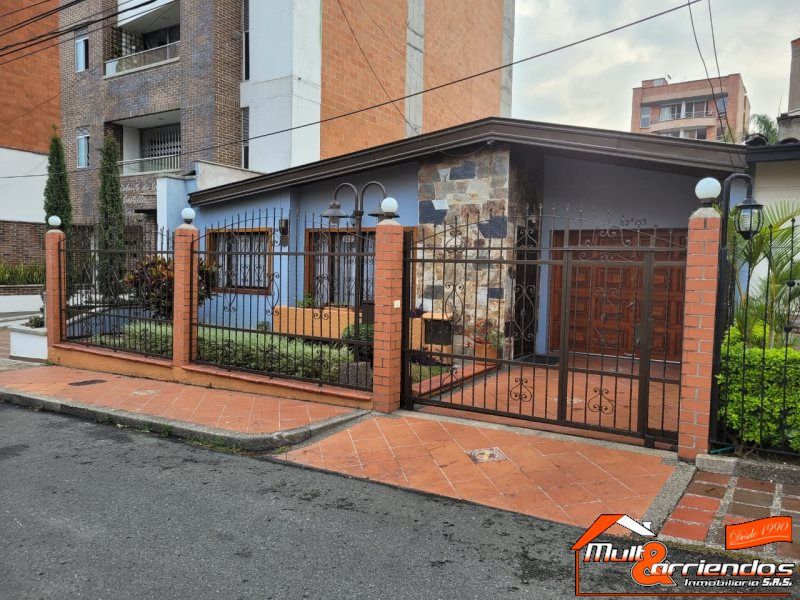 Casa en venta Antioquia Medellín La Castellana 248 m2 Habitaciones 3 Baños 3 Garajes 0 Precio $1400000000