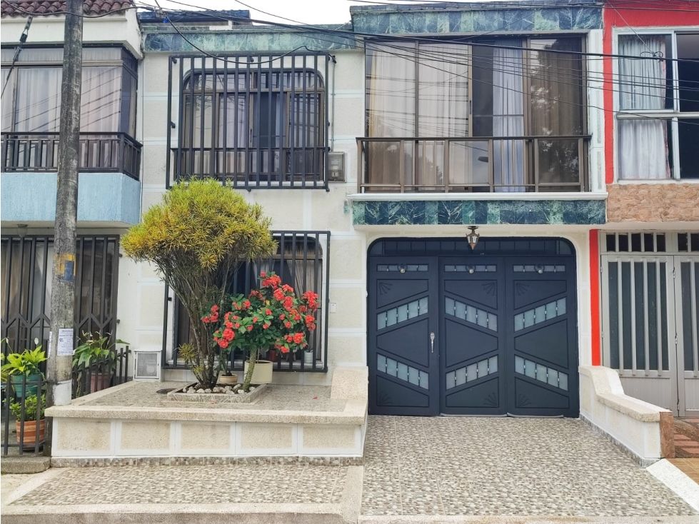 Casa en venta Risaralda Pereira Los Corales 192 m2 Habitaciones 3 Baños 3 Garajes 1 Precio $540000000