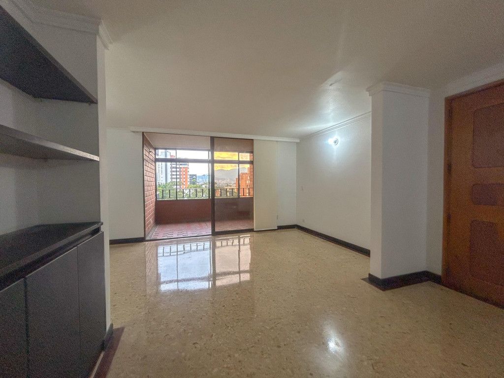 Apartamento en arriendo Antioquia Medellín Astorga 118 m2 Habitaciones 3 Baños 3 Garajes 1 Precio $4500000