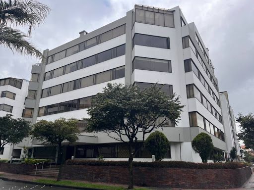 Apartamento en arriendo Cundinamarca Bogotá Santa Barbara Central 91 m2 Habitaciones 2 Baños 3 Garajes 2 Precio $3800000