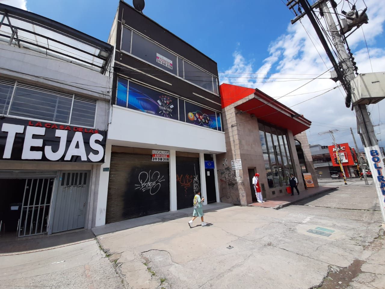 Local Comercial en arriendo Cundinamarca Bogotá Santa Helenita 128 m2 Habitaciones 0 Baños 2 Garajes 0 Precio $2000000
