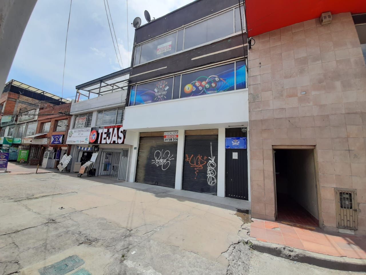 Local Comercial en arriendo Cundinamarca Bogotá Santa Helenita 135 m2 Habitaciones 0 Baños 2 Garajes 0 Precio $2300000