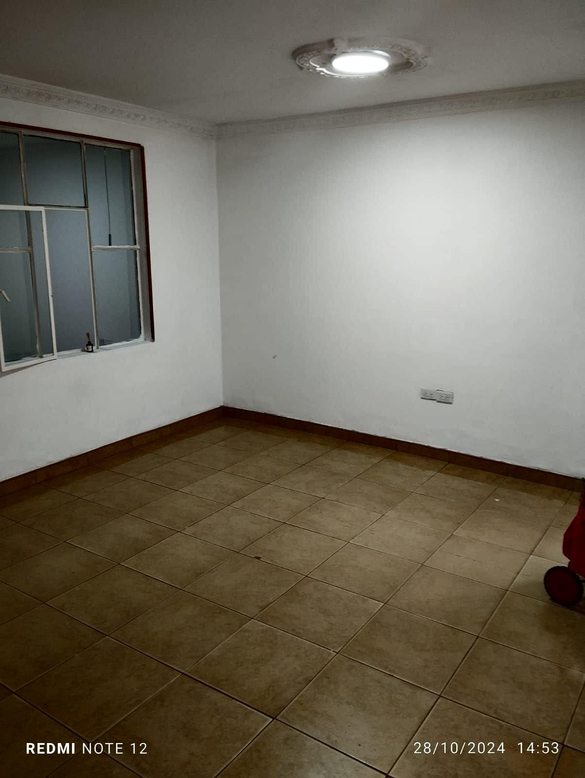 Casa en venta Cundinamarca Bogotá Guadual Fontibon 360 m2 Habitaciones 6 Baños 5 Garajes 0 Precio $900000000