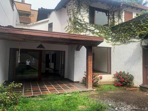Casa en venta Antioquia Medellín Los Conquistadores 257 m2 Habitaciones 4 Baños 2 Garajes 1 Precio $2000000000