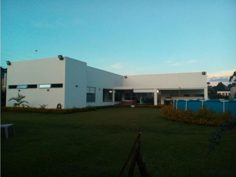 Casa Campestre en venta Antioquia Rionegro Rionegro 350 m2 Habitaciones 5 Baños 4 Garajes 2 Precio $2650000000