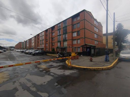 Apartamento en venta Cundinamarca Bogotá Villas De Granada Et I 60 m2 Habitaciones 3 Baños 2 Garajes 0 Precio $240000000