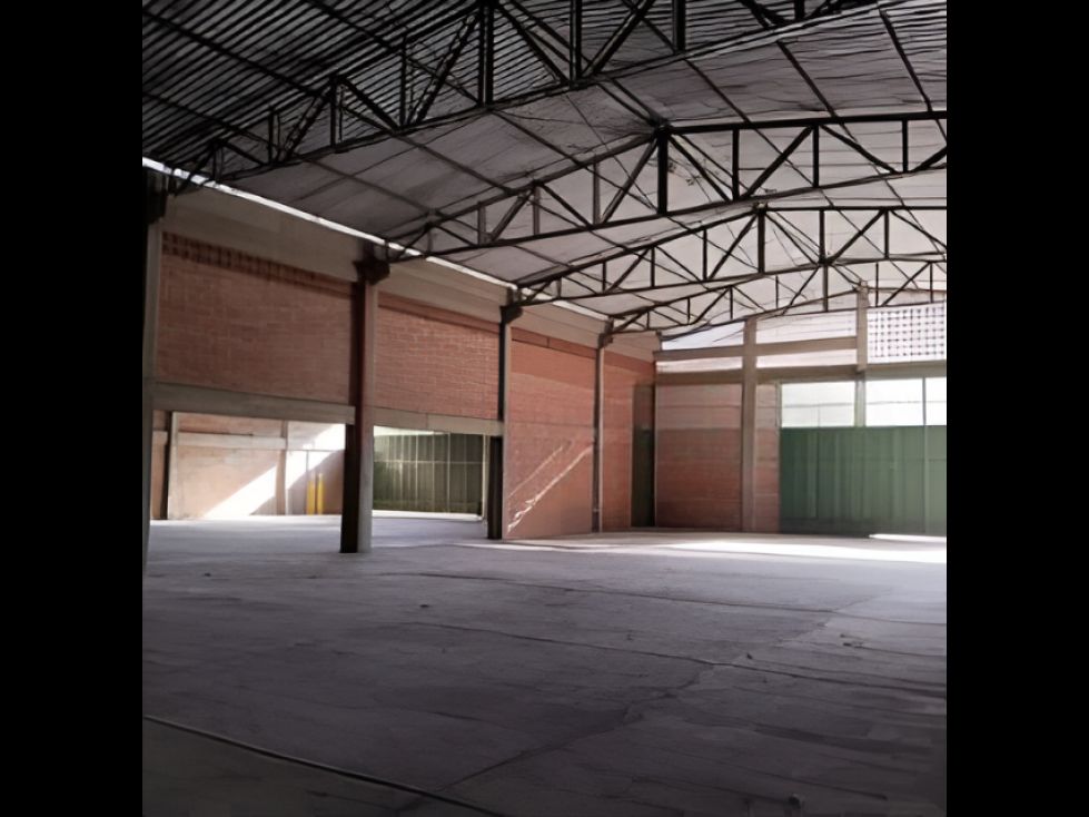 Bodega en arriendo Huila Neiva Mano Fuerte 640 m2 Habitaciones 0 Baños 10 Garajes 1 Precio $9135000