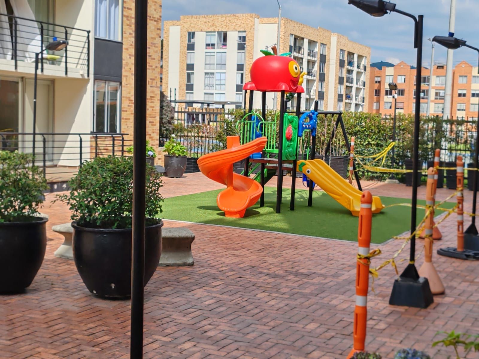 Apartamento en venta Cundinamarca Cajicá La Estación 70 m2 Habitaciones 3 Baños 2 Garajes 1 Precio $320000000