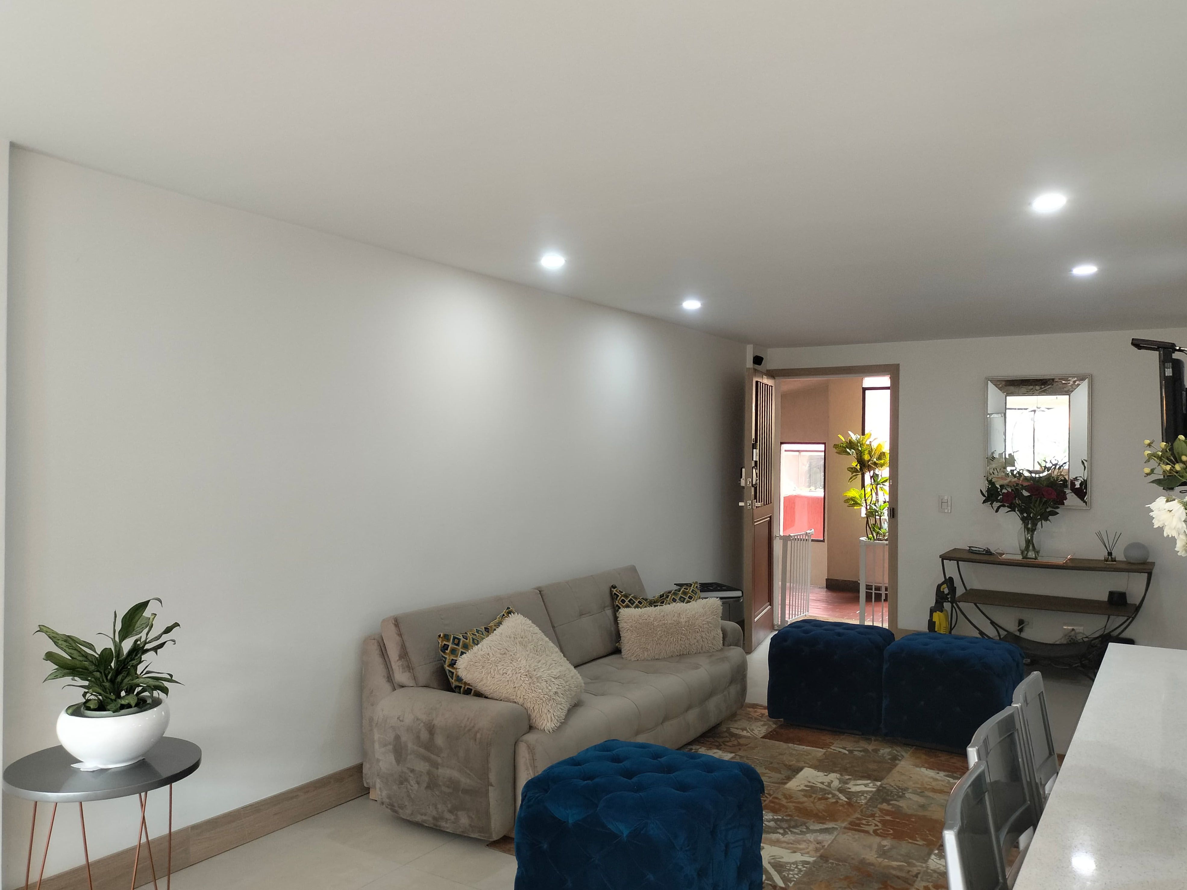 Apartamento en arriendo o venta Antioquia Medellín Astorga 203 m2 Habitaciones 3 Baños 2 Garajes 1 Precio venta $1200000000 Precio arriendo $6700000