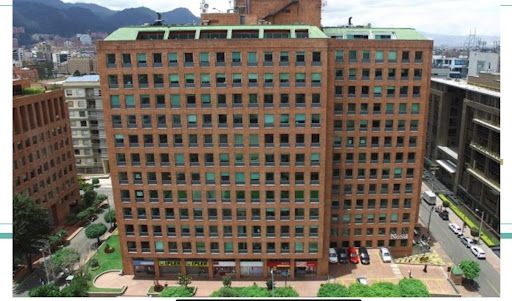 Local en arriendo Cundinamarca Bogotá Chico Norte Et Iii 389 m2 Habitaciones 0 Baños 4 Garajes 4 Precio $26400000