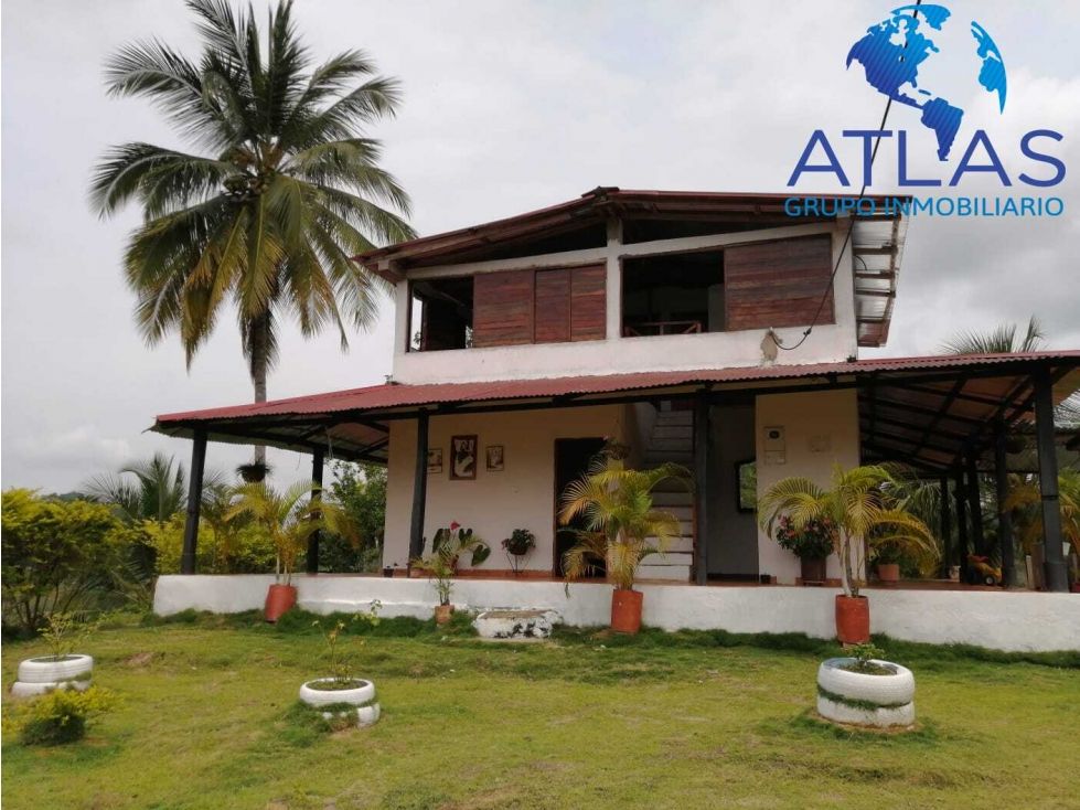 Finca en venta Santander Lebríja Sector Centro 500000 m2 Habitaciones 3 Baños 2 Garajes 1 Precio $850000000