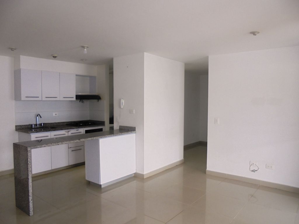 Apartamento en arriendo Risaralda Pereira Avenida 30 De Agosto 100 m2 Habitaciones 3 Baños 2 Garajes 1 Precio $2100000