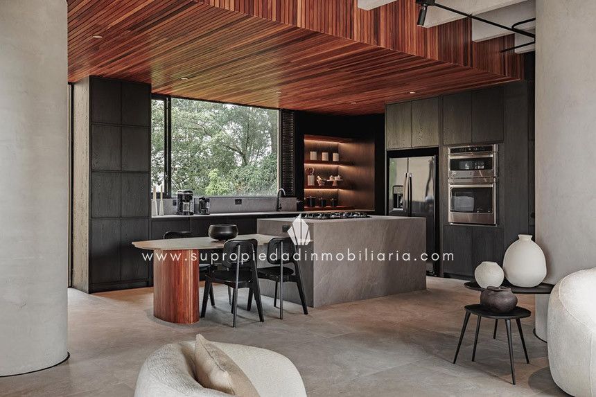 Apartamento en venta Antioquia Medellín San Lucas 220 m2 Habitaciones 2 Baños 3 Garajes 2 Precio $2850000000