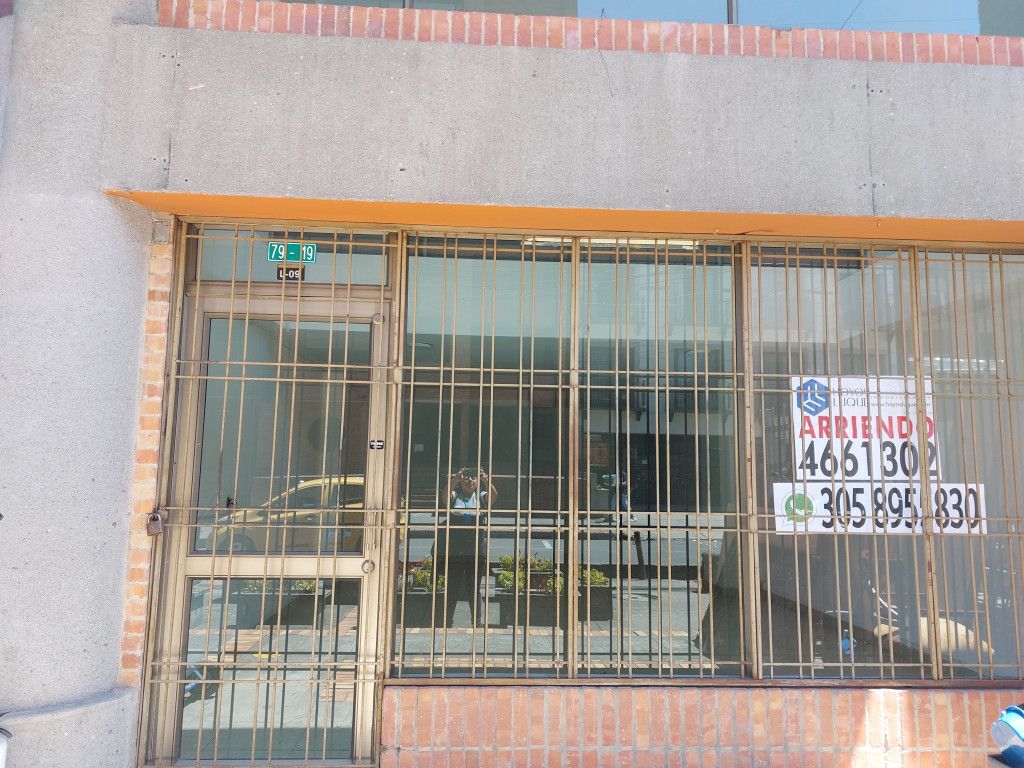 Local en arriendo Cundinamarca Bogotá Lago Gaitan 90 m2 Habitaciones 0 Baños 1 Garajes 0 Precio $4747000