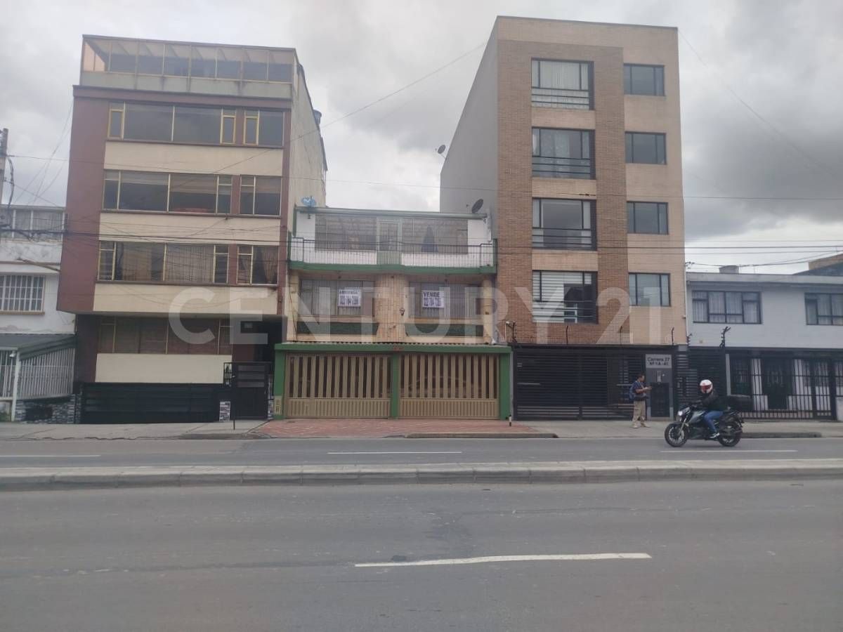 Casa en venta Cundinamarca Bogotá Santa Isabel Sur 490 m2 Habitaciones 10 Baños 5 Garajes 3 Precio $1545000000