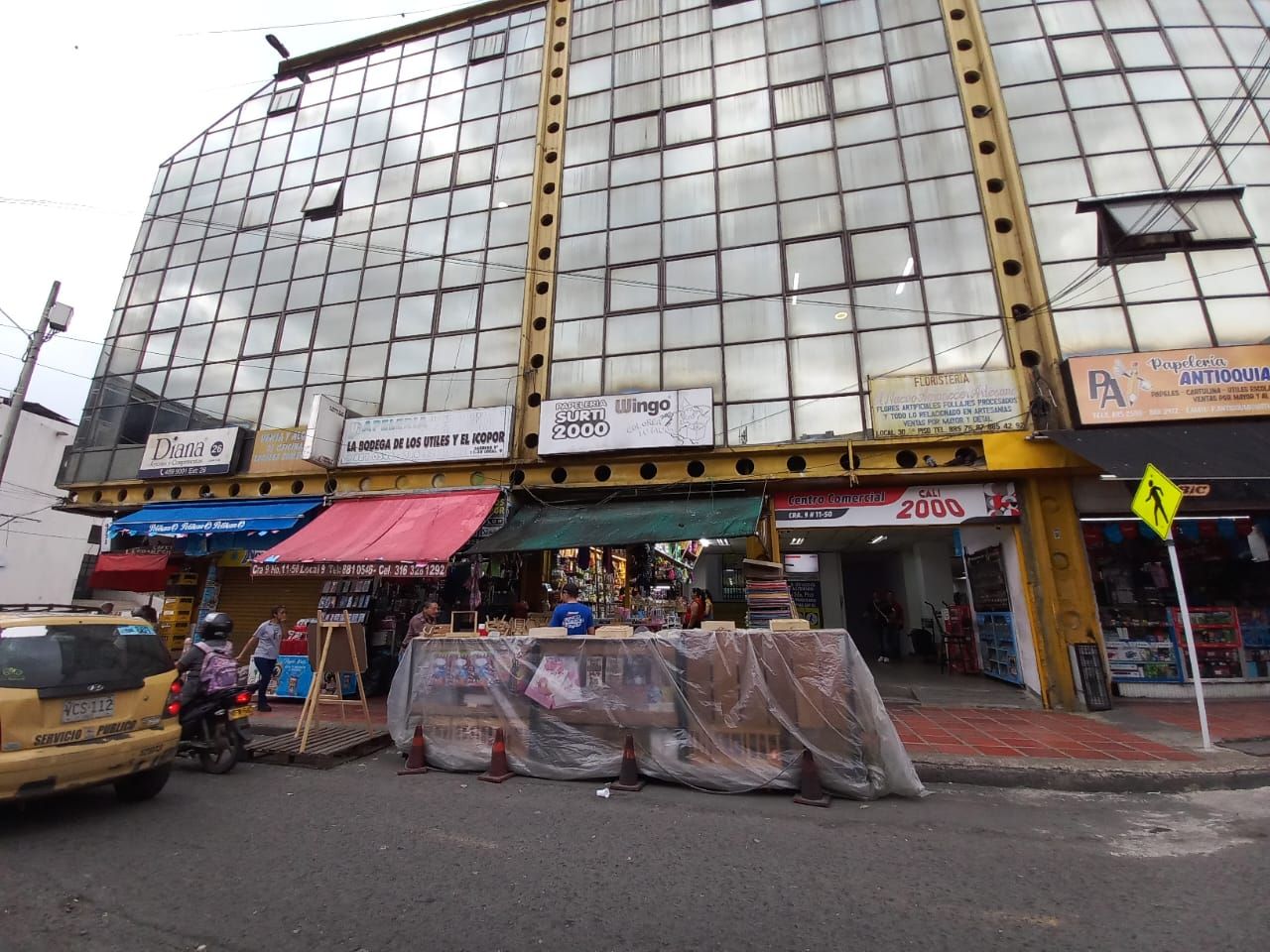 Local en arriendo Valle Del Cauca Cali El Calvario 11 m2 Habitaciones 0 Baños 1 Garajes 0 Precio $900000
