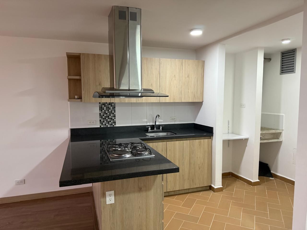 Apartamento en arriendo Antioquia Rionegro Campus 69 m2 Habitaciones 2 Baños 2 Garajes 1 Precio $2500000