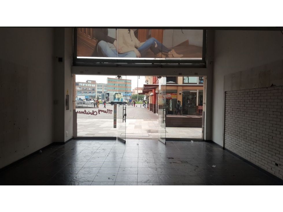 Local en arriendo Cundinamarca Bogotá Salazar Gomez 527 m2 Habitaciones 0 Baños 1 Garajes 0 Precio $35363308