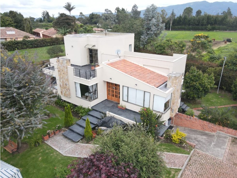 Casa Campestre en venta Cundinamarca Bogotá Bogotá 350 m2 Habitaciones 4 Baños 4 Garajes 6 Precio $3350000000