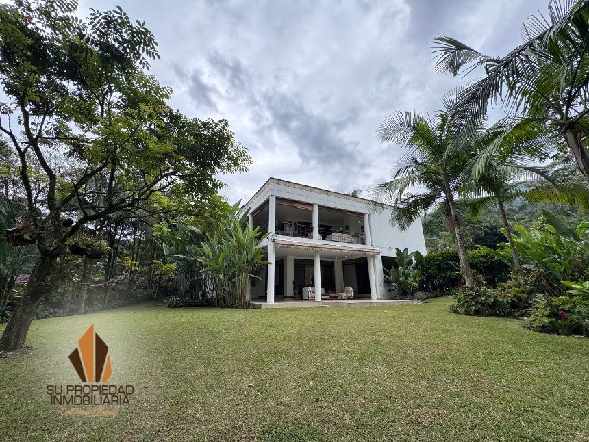 Casa en venta Antioquia Medellín Castropol 640 m2 Habitaciones 3 Baños 5 Garajes 6 Precio $6180000000