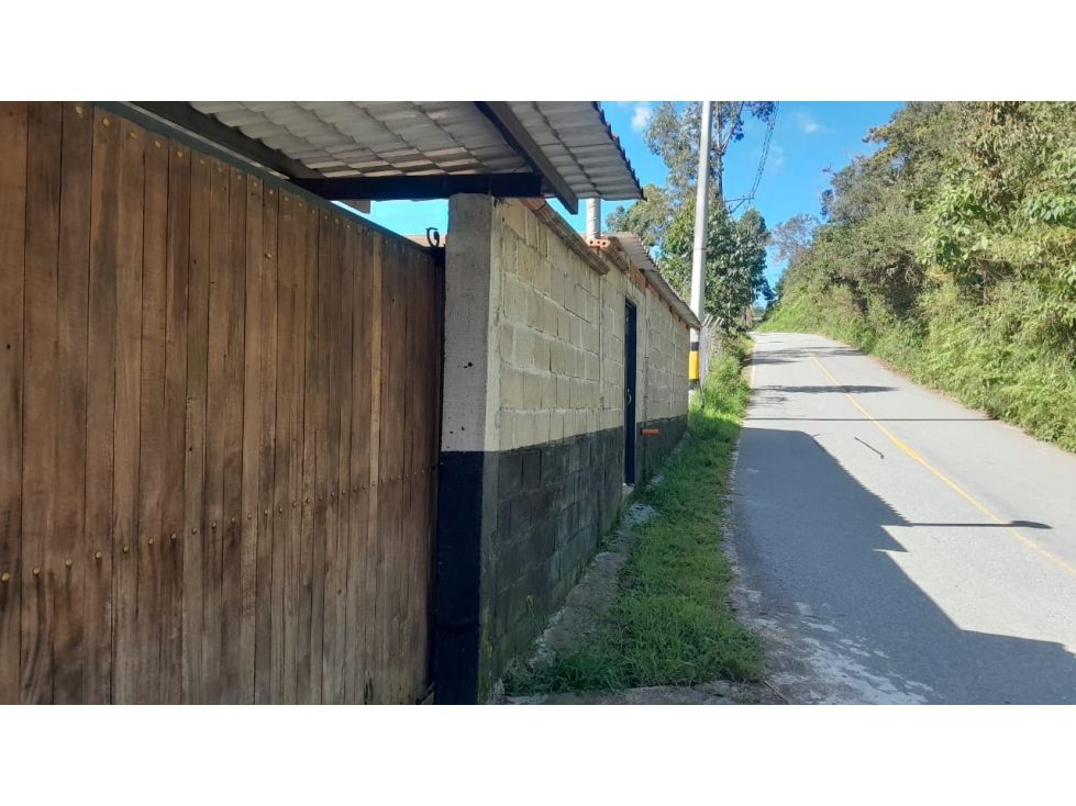 Finca en venta Antioquia Barbosa Barbosa 30000 m2 Habitaciones 3 Baños 1 Garajes 0 Precio $350000000