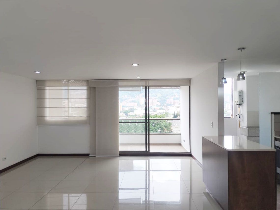 Apartamento en arriendo Antioquia Envigado Bosques De Zúñiga 104 m2 Habitaciones 3 Baños 3 Garajes 1 Precio $4550000