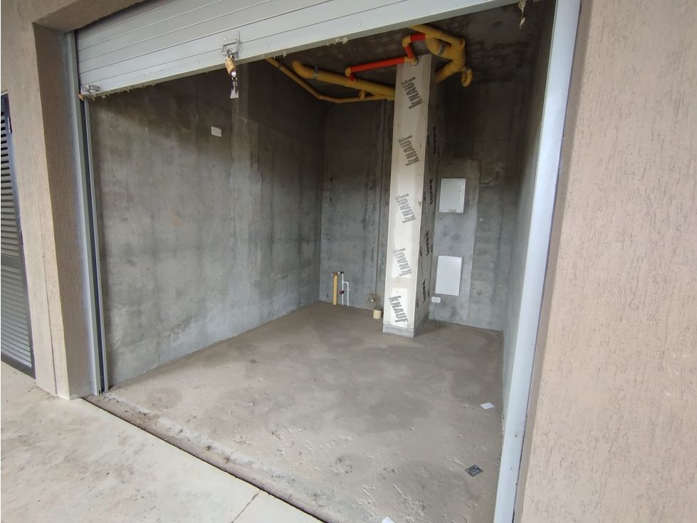 Local en venta Valle Del Cauca Cali San Pedro 10 m2 Habitaciones 0 Baños 1 Garajes 0 Precio $170000000