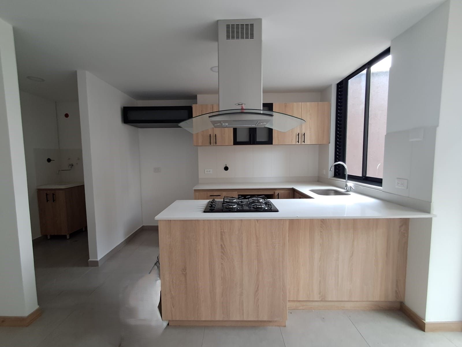 Apartamento en arriendo Antioquia Rionegro San Antonio 75 m2 Habitaciones 3 Baños 2 Garajes 1 Precio $4000000