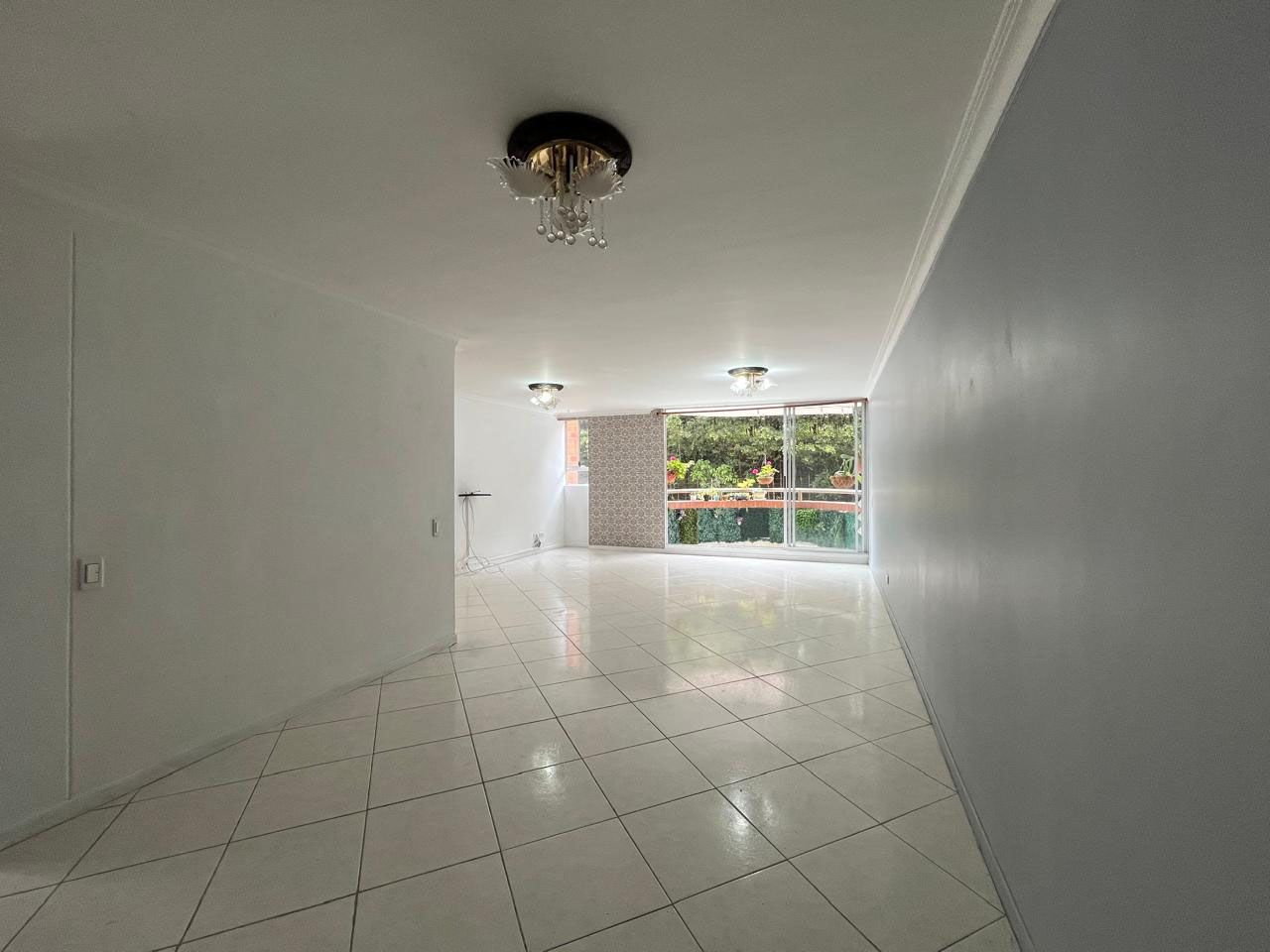 Apartamento en arriendo Antioquia Medellín Naranjitos 95 m2 Habitaciones 2 Baños 2 Garajes 1 Precio $3600000