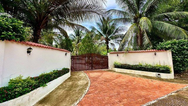 Finca en venta Bolívar Turbaco Turbaco 480 m2 Habitaciones 5 Baños 4 Garajes 5 Precio $1600000000