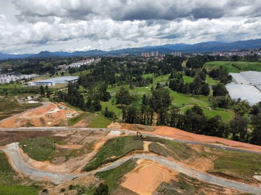 Lote en venta Antioquia Rionegro Cuatro Esquinas 957 m2 Habitaciones 0 Baños 0 Garajes 3 Precio $540000000