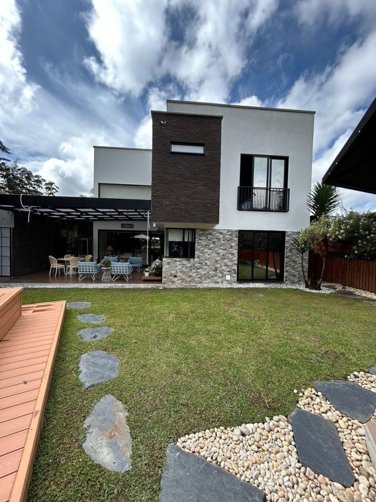 Casa en arriendo Antioquia El Retiro El Retiro 258 m2 Habitaciones 4 Baños 5 Garajes 0 Precio $11000000