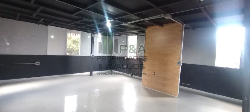Local en arriendo Antioquia Medellín Antonio Nariño 140 m2 Habitaciones 0 Baños 2 Garajes 0 Precio $2800000