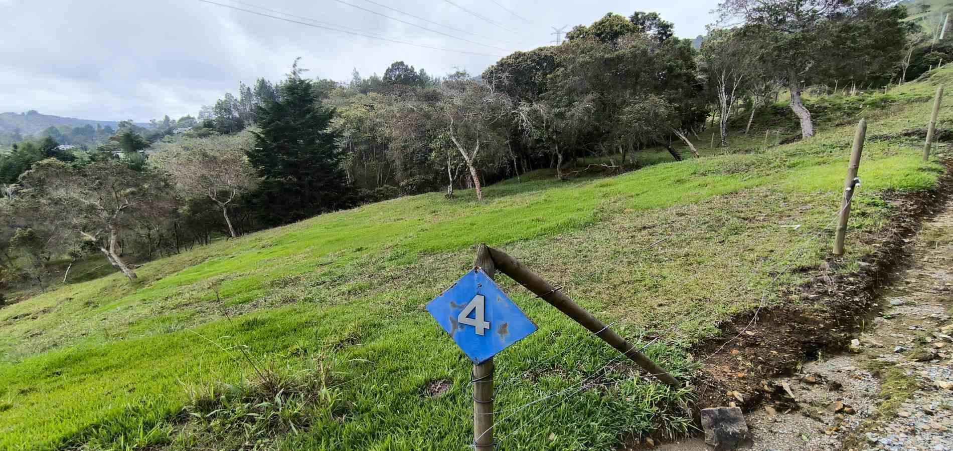 Lote en venta Antioquia Medellín Medellín 10092 m2 Habitaciones 0 Baños 0 Garajes 0 Precio $1110120000