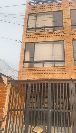 Casa en arriendo Cundinamarca Bogotá Garces Navas 72 m2 Habitaciones 4 Baños 3 Garajes 1 Precio $3500000