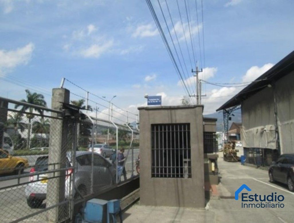 Bodega en venta Antioquia Itagüí Cr Verde Vivo Ariza 5979 m2 Habitaciones 0 Baños 1 Garajes 0 Precio $12080000000