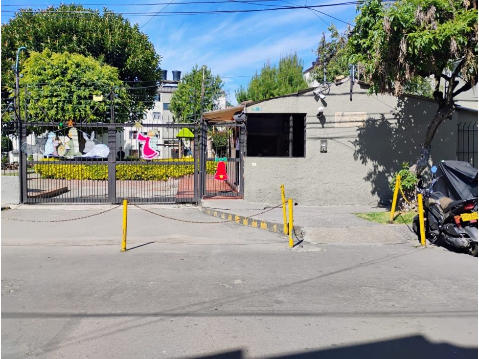 Apartamento en venta Cundinamarca Bogotá Prado Veraniego Sur 50 m2 Habitaciones 2 Baños 1 Garajes 0 Precio $220000000