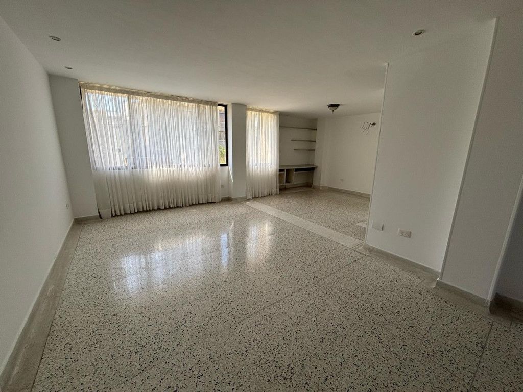 Apartamento en arriendo Atlántico Barranquilla Riomar 104 m2 Habitaciones 2 Baños 2 Garajes 1 Precio $2600000