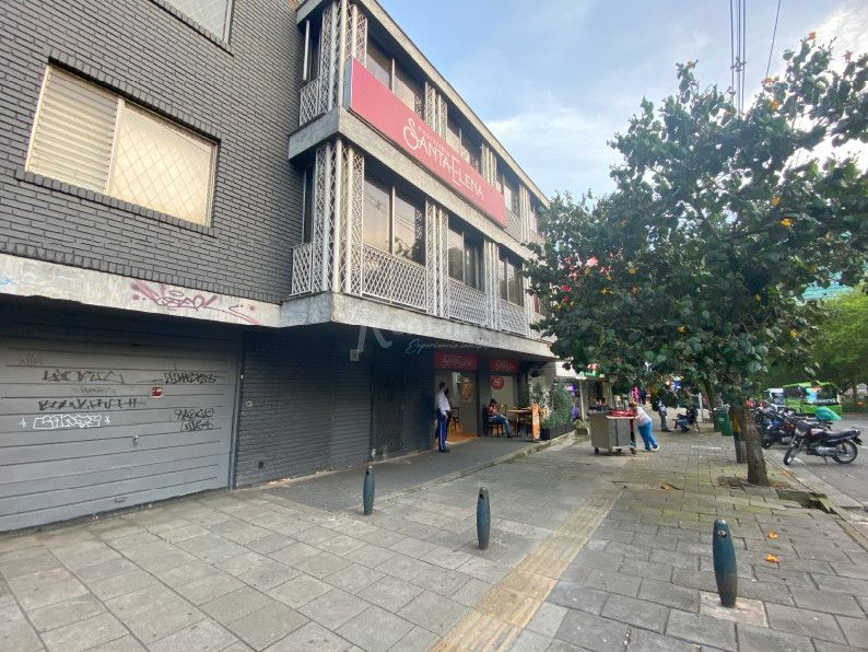 Edificio en arriendo Antioquia Medellín El Poblado 1329 m2 Habitaciones 0 Baños 4 Garajes 0 Precio $166125000