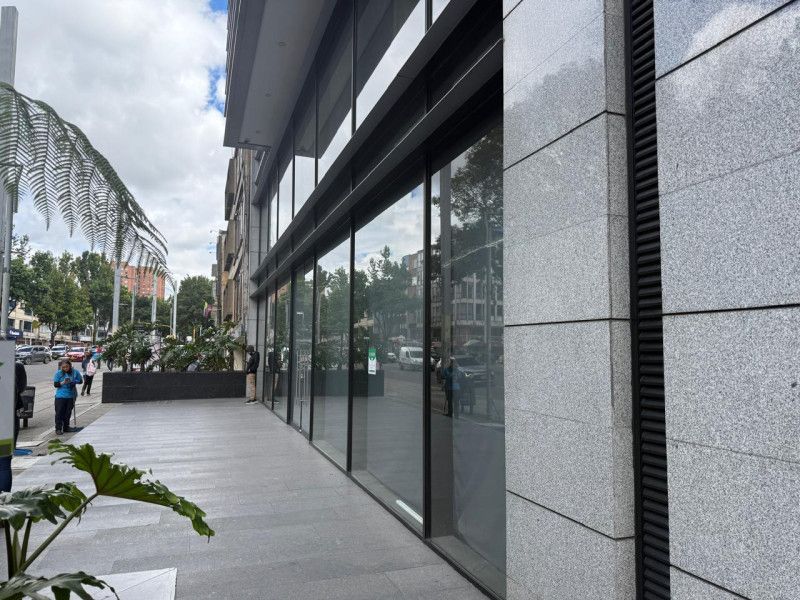 Local en venta Cundinamarca Bogotá El Retiro 244 m2 Habitaciones 0 Baños 0 Garajes 8 Precio $6000000000