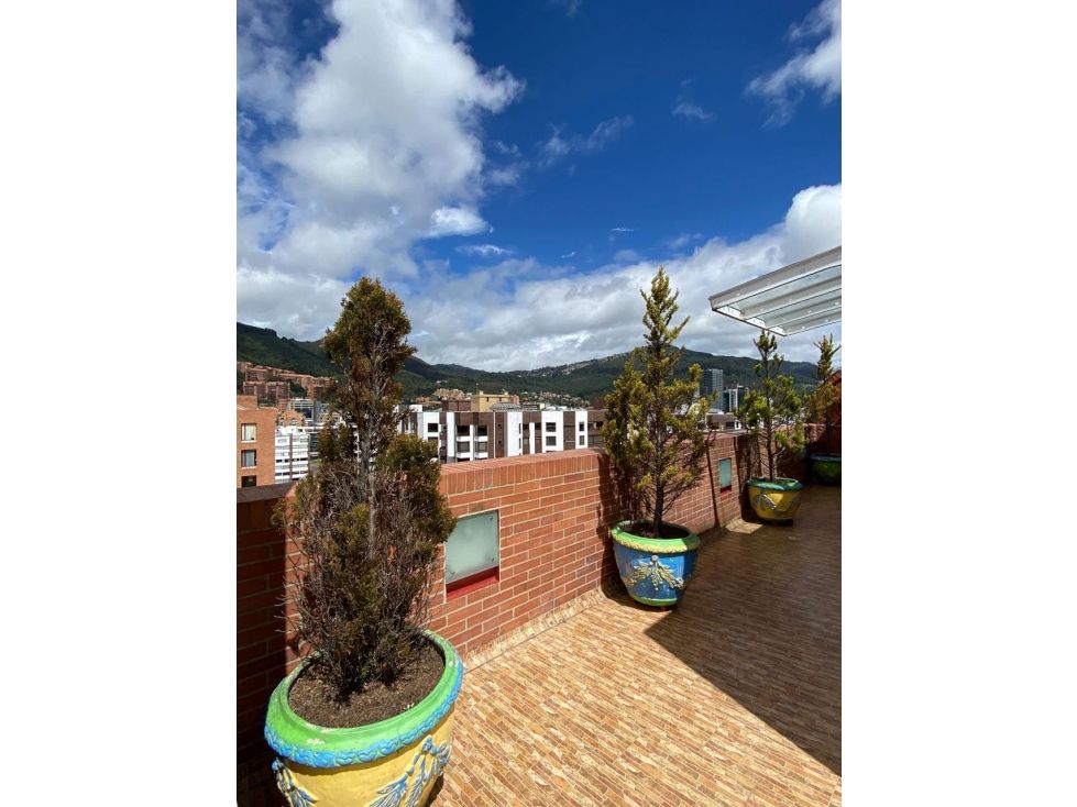 Apartamento en venta Cundinamarca Bogotá Santa Barbara Central 410 m2 Habitaciones 4 Baños 7 Garajes 3 Precio $2650000000