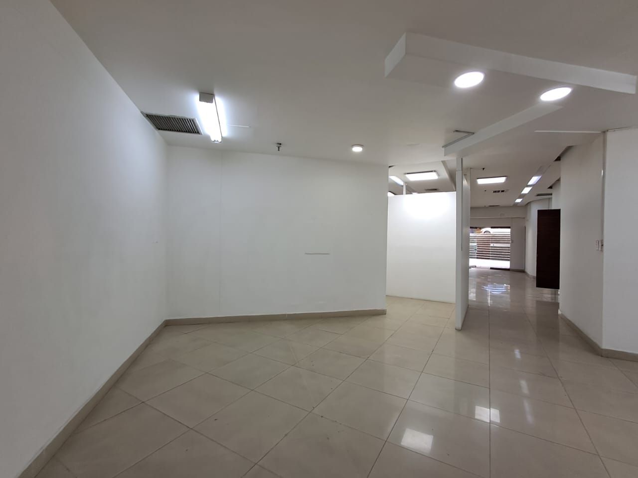 Local en arriendo Antioquia Medellín La Candelaria 110 m2 Habitaciones 0 Baños 0 Garajes 0 Precio $7000000